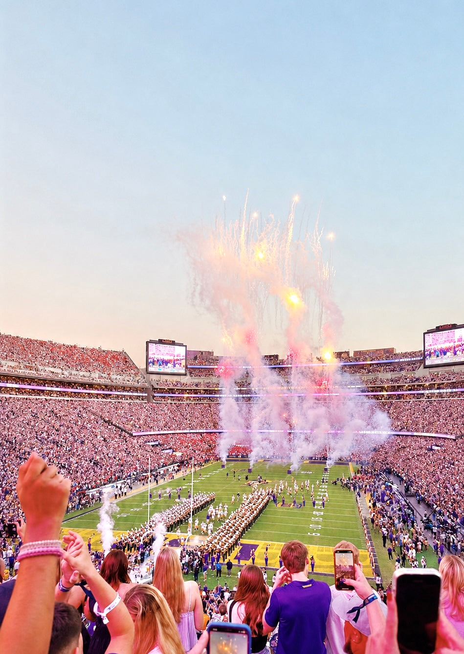 GAMEDAY  +  COLLEGE